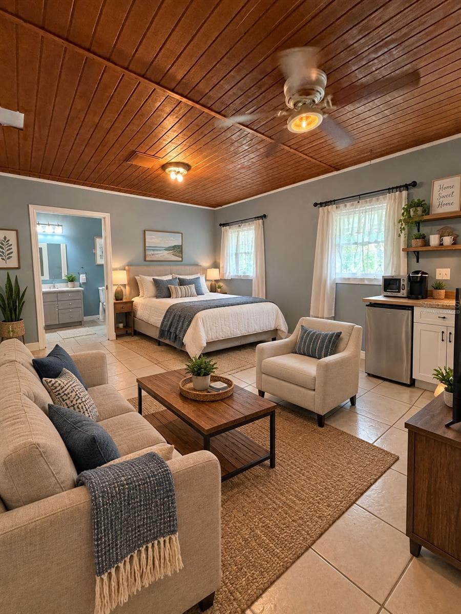 virtually staged in-law suite - 14202 SE 173RD PL, HAWTHORNE