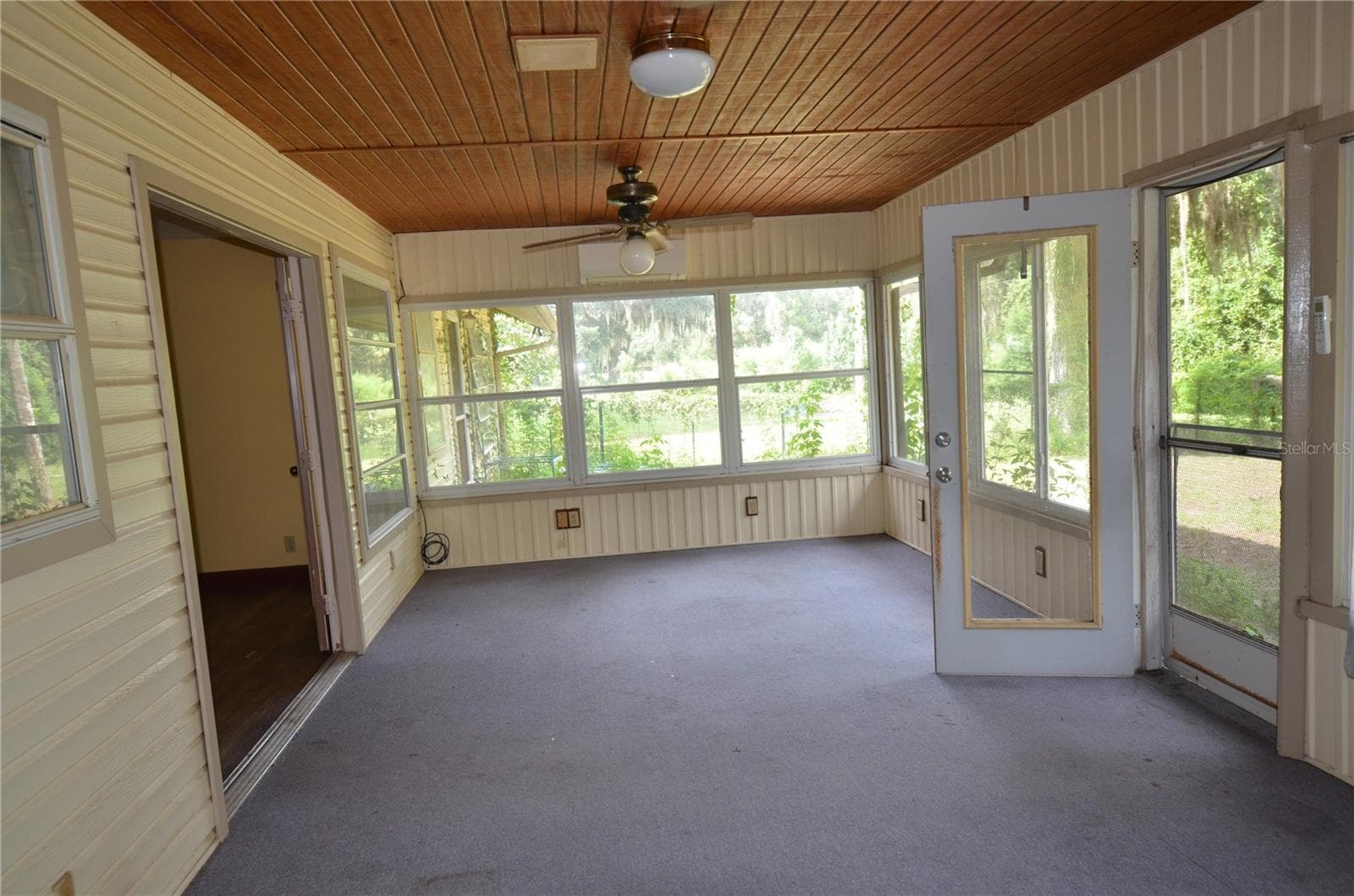 sun room - 14202 SE 173RD PL, HAWTHORNE