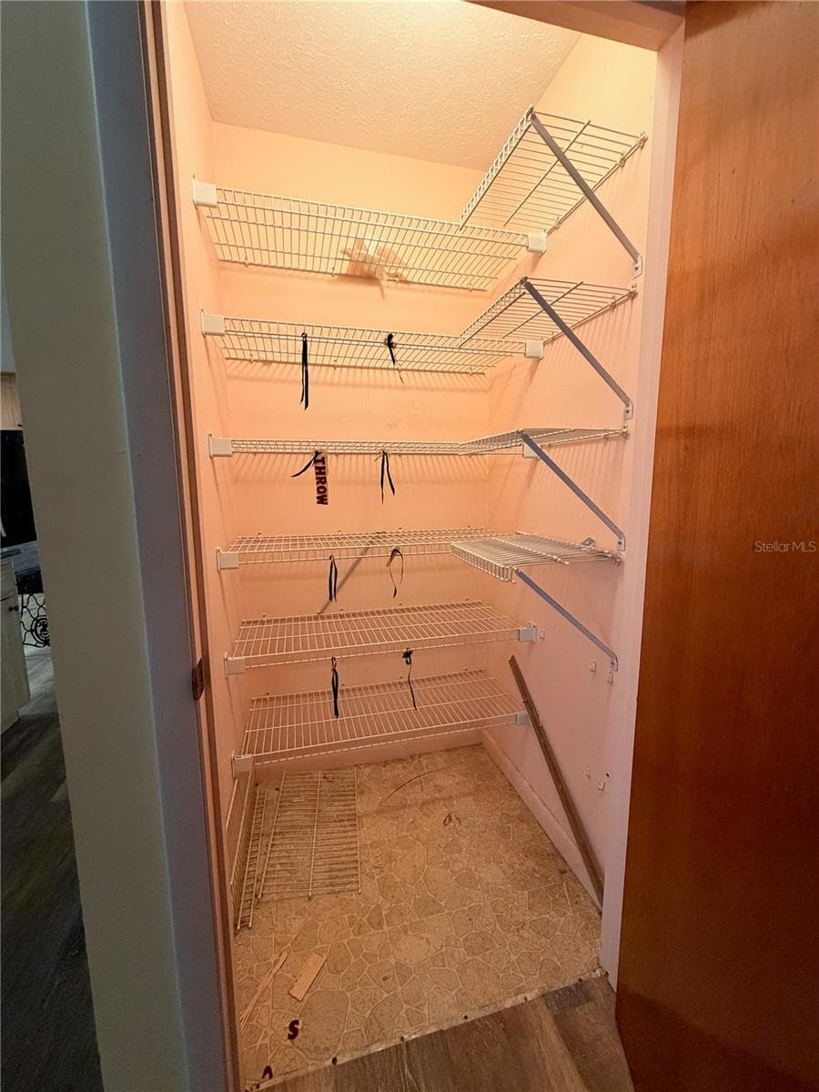 Hall linen closet - 14202 SE 173RD PL, HAWTHORNE