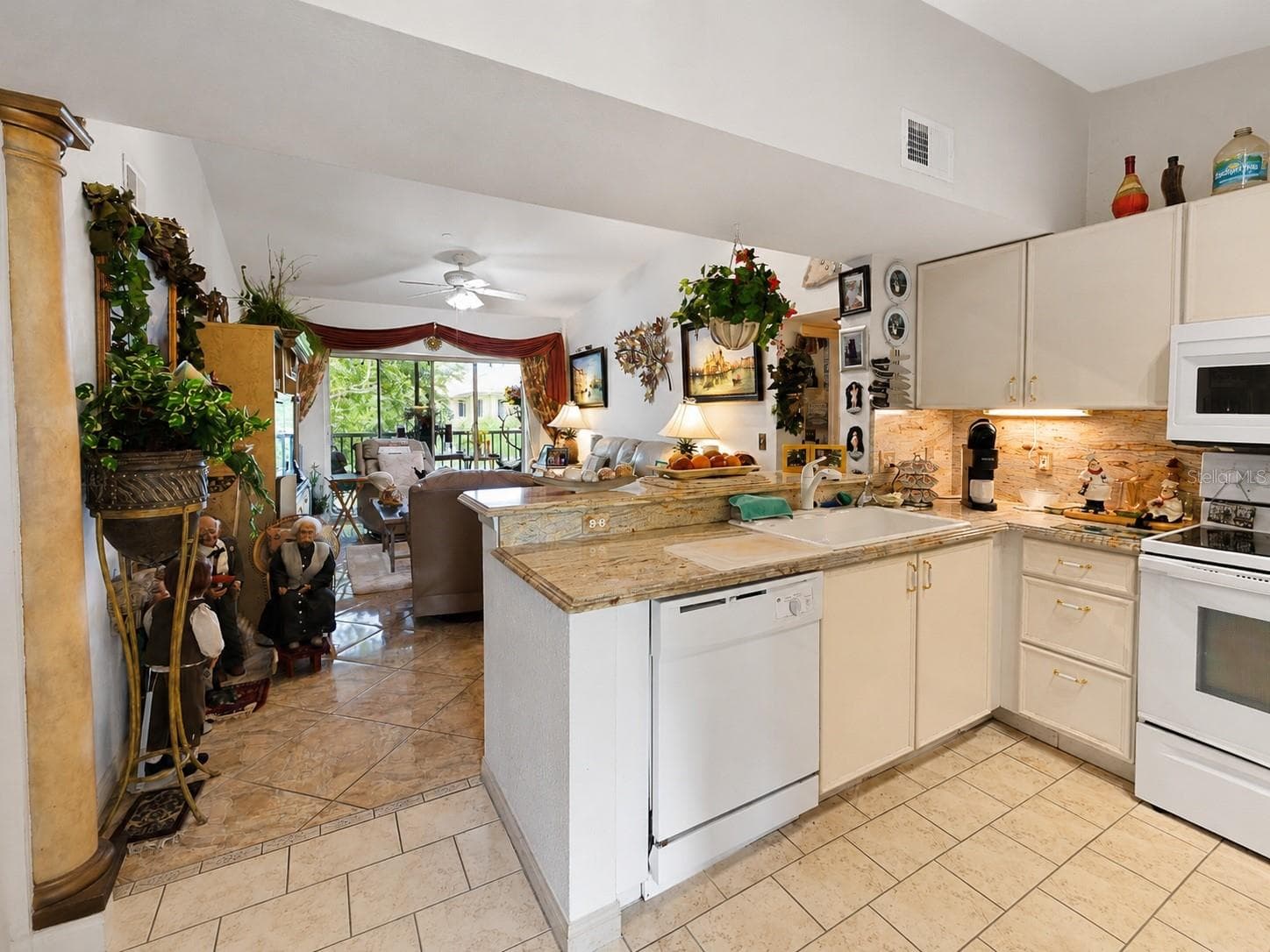 Condominium at 8294 KEY ROYAL CIR #1631, NAPLES, photo 3 of 41
