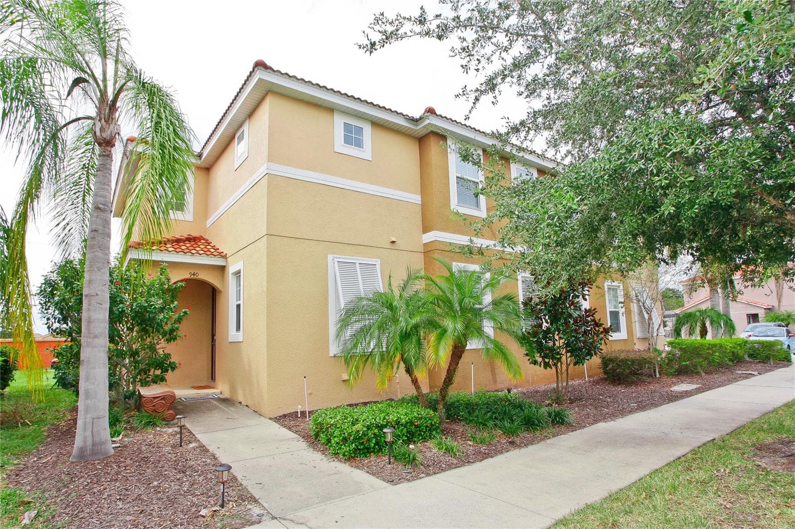 Villa at 940 LAS FUENTES DR, KISSIMMEE, photo 2 of 43