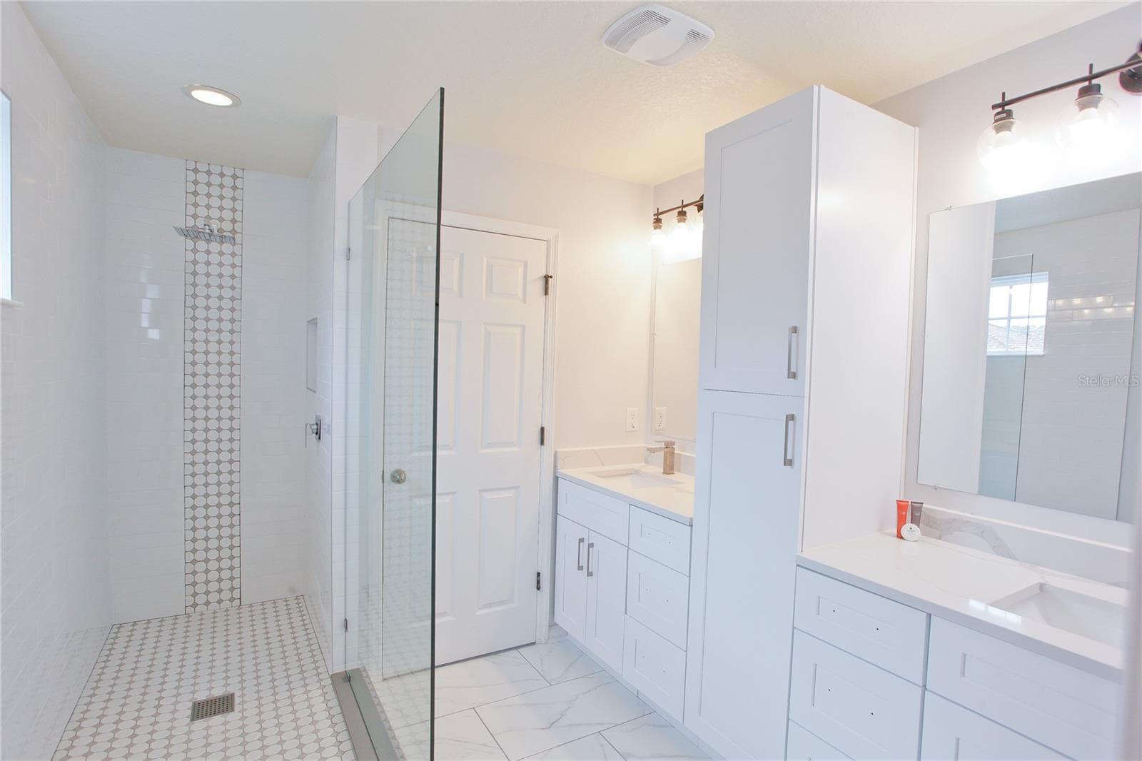 Villa at 940 LAS FUENTES DR, KISSIMMEE, photo 11 of 43
