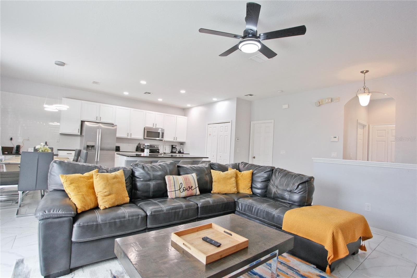 Villa at 940 LAS FUENTES DR, KISSIMMEE, photo 33 of 43