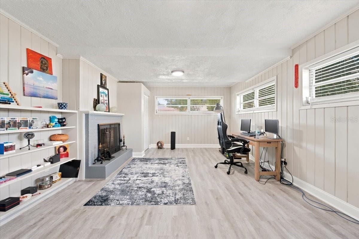 Single Family Residence at 3002 W MARLIN AVE, TAMPA, photo 15 of 45