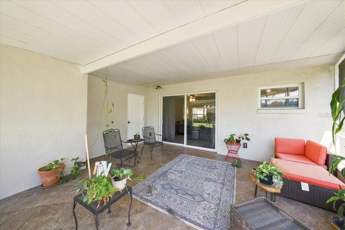 Single Family Residence at 3002 W MARLIN AVE, TAMPA, photo 20 of 45