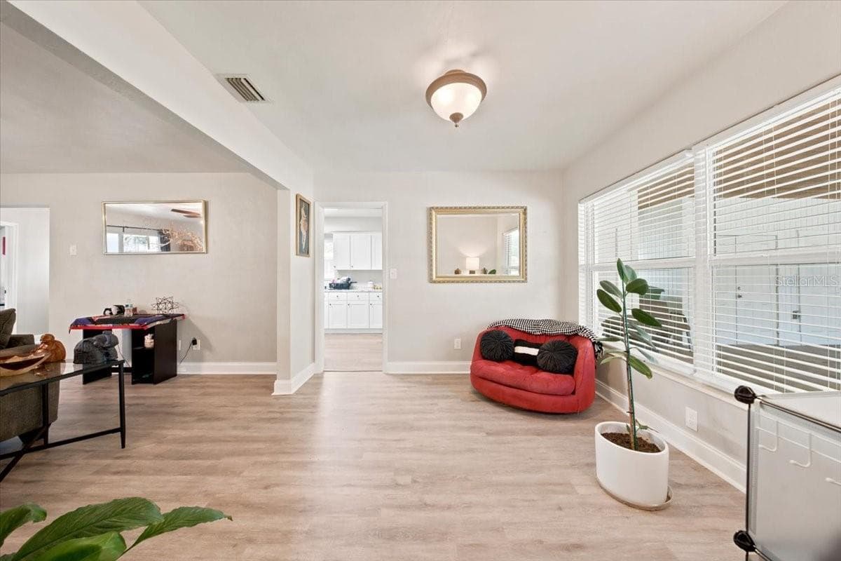 Single Family Residence at 3002 W MARLIN AVE, TAMPA, photo 35 of 45