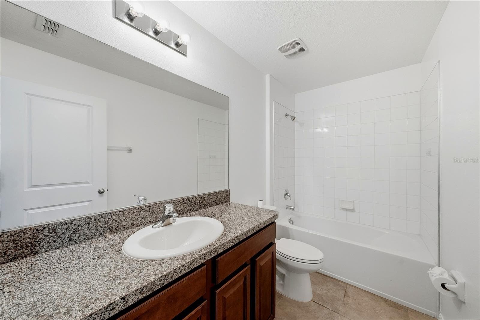 Single Family Residence at 13904 ARBOR PINES DR, RIVERVIEW, photo 28 of 43