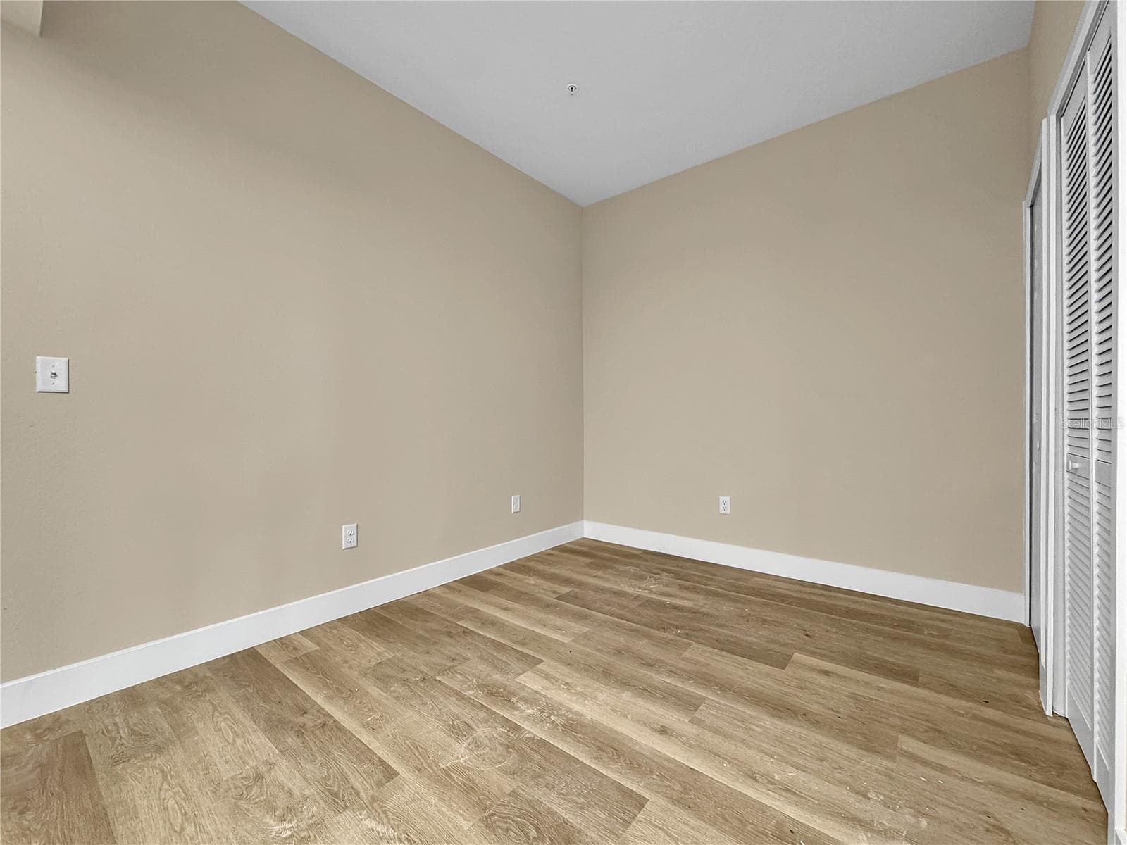 Condominium at 4424 S TEXAS AVE #1-213, ORLANDO, photo 9 of 34