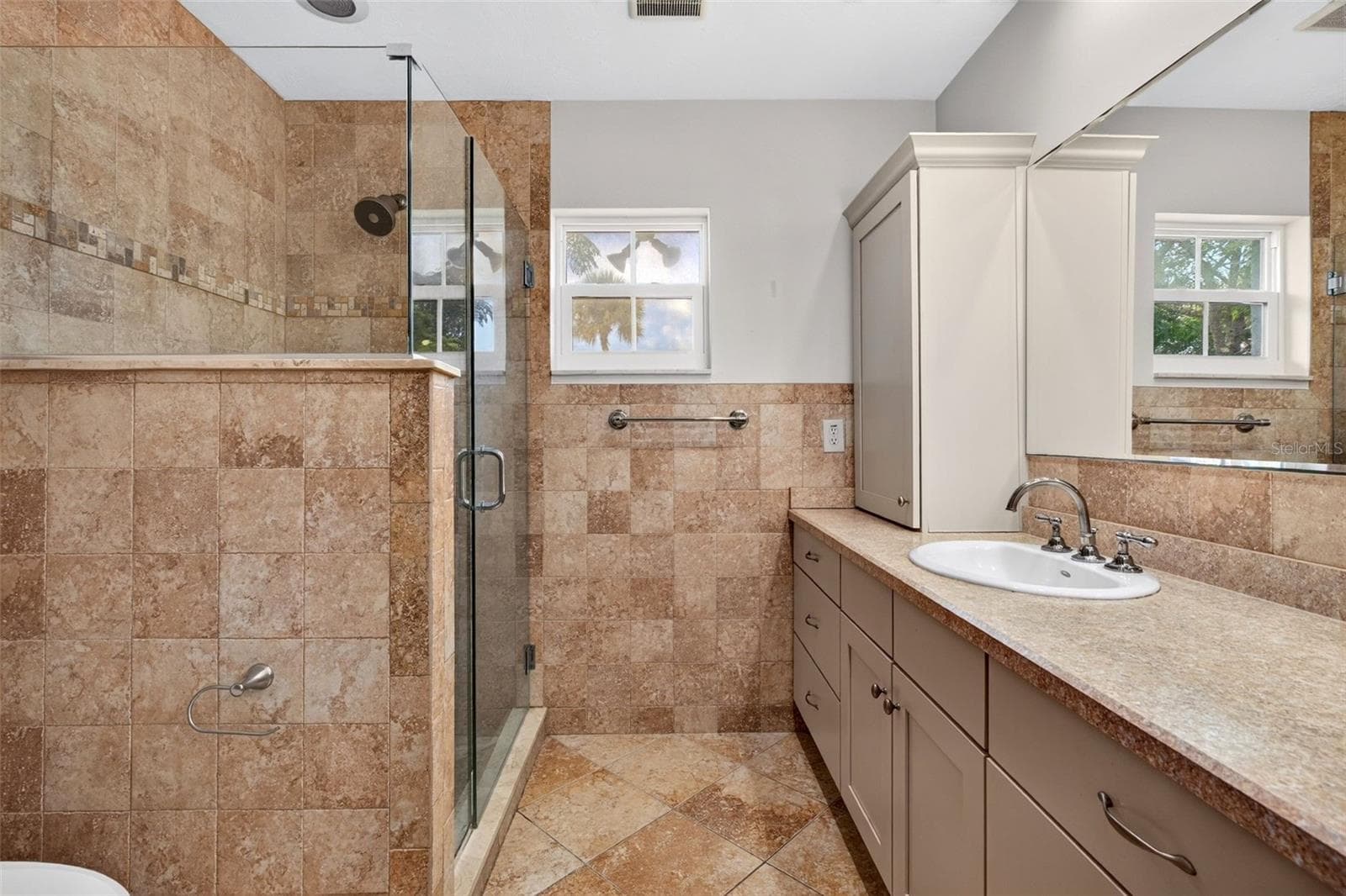 Single Family Residence at 4713 MONTROSE AVE, PONCE INLET, photo 22 of 33