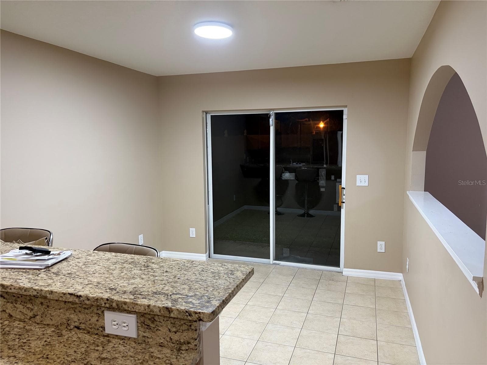 Single Family Residence at 2017 PORTCASTLE CIR, WINTER GARDEN, photo 7 of 12