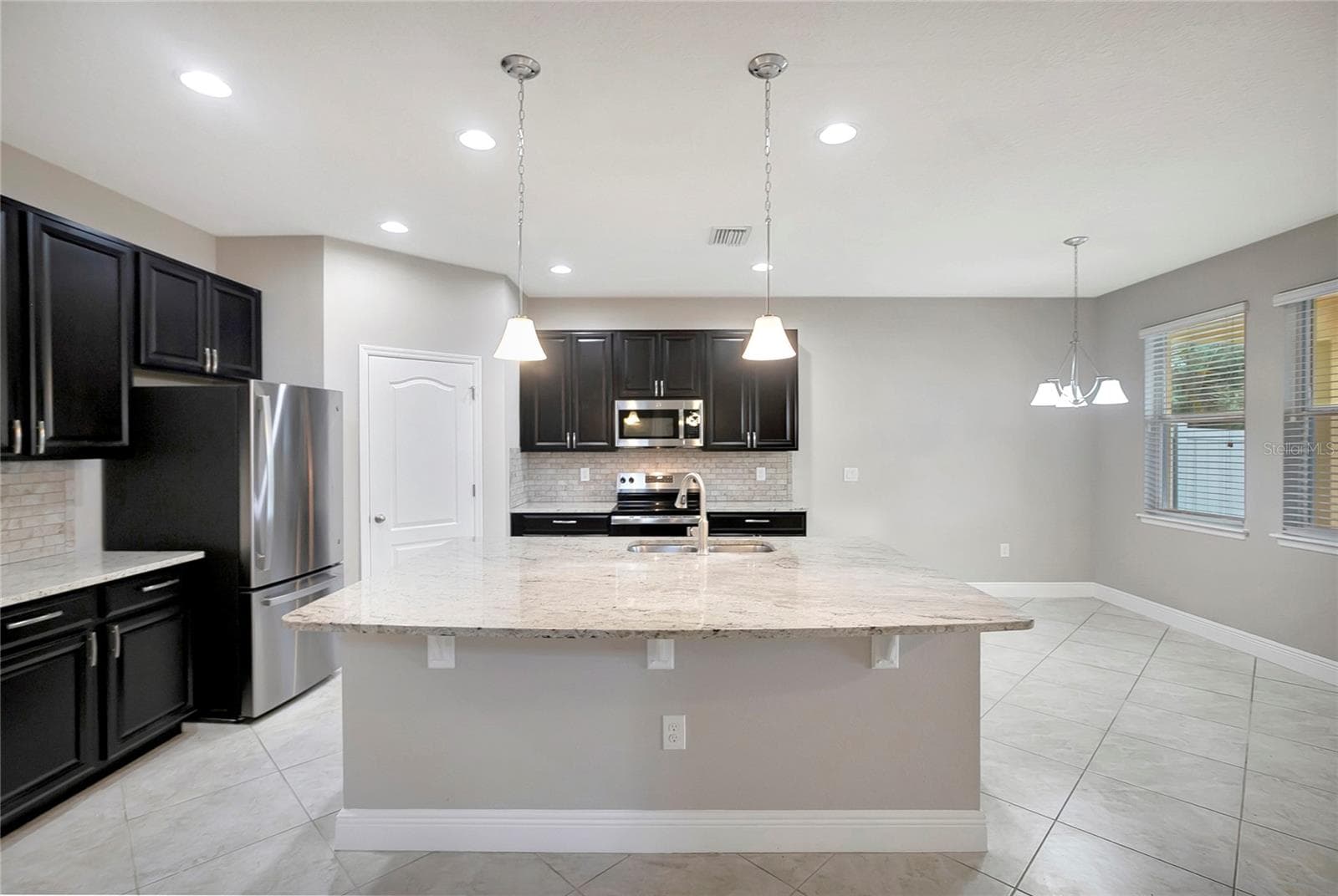 Single Family Residence at 5028 INSHORE LANDING DR, APOLLO BEACH, photo 10 of 56