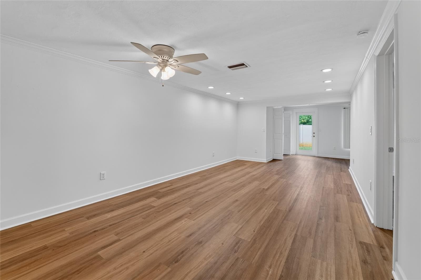 Condominium at 4217 STRATFORD DR #0, NEW PORT RICHEY, photo 3 of 36