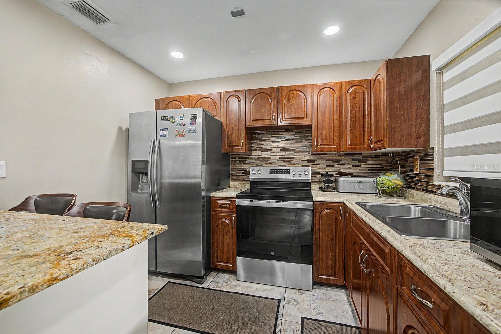 Single Family Residence at 10621 SW 141ST DR, MIAMI, photo 5 of 12