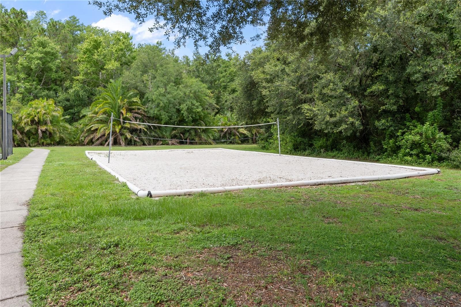 Community Sports Court - 14834 MAN O WAR DR, ODESSA