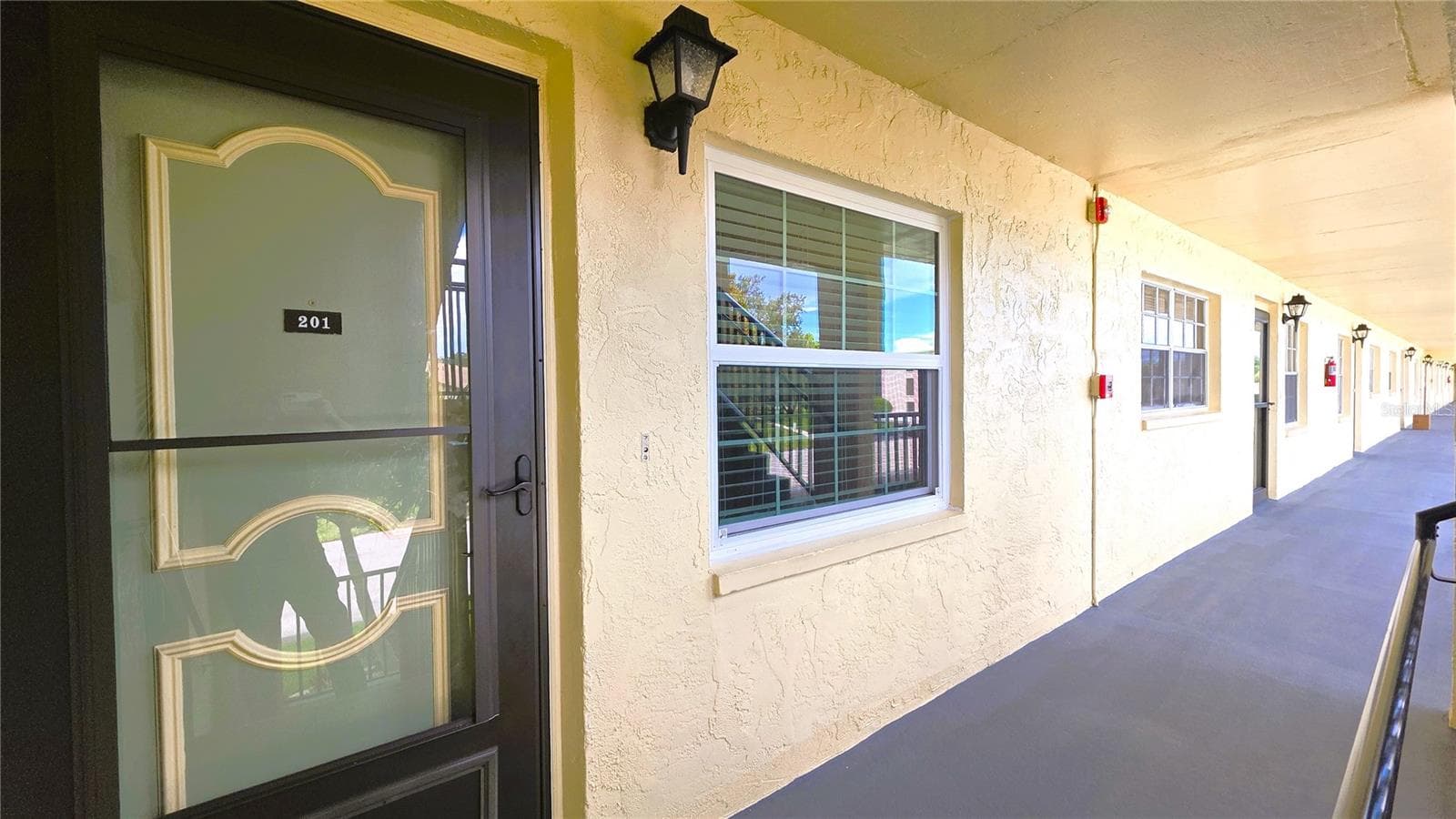 Condominium at 1450 HEATHER RIDGE BLVD #201, DUNEDIN, photo 3 of 56