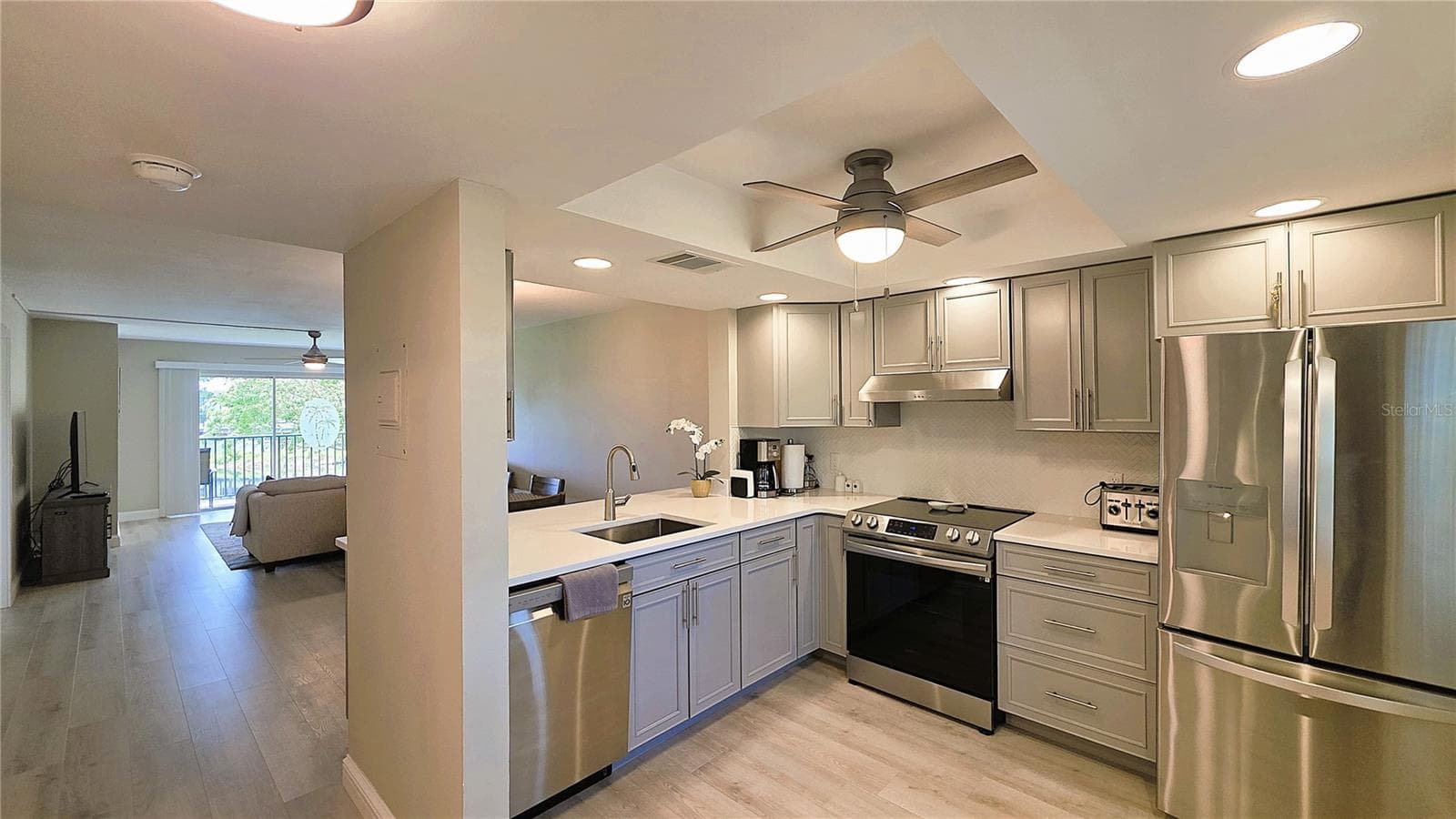 Condominium at 1450 HEATHER RIDGE BLVD #201, DUNEDIN, photo 8 of 56