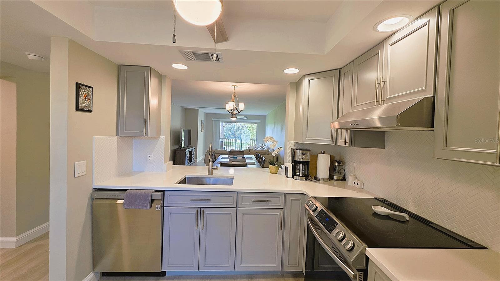 Condominium at 1450 HEATHER RIDGE BLVD #201, DUNEDIN, photo 10 of 56