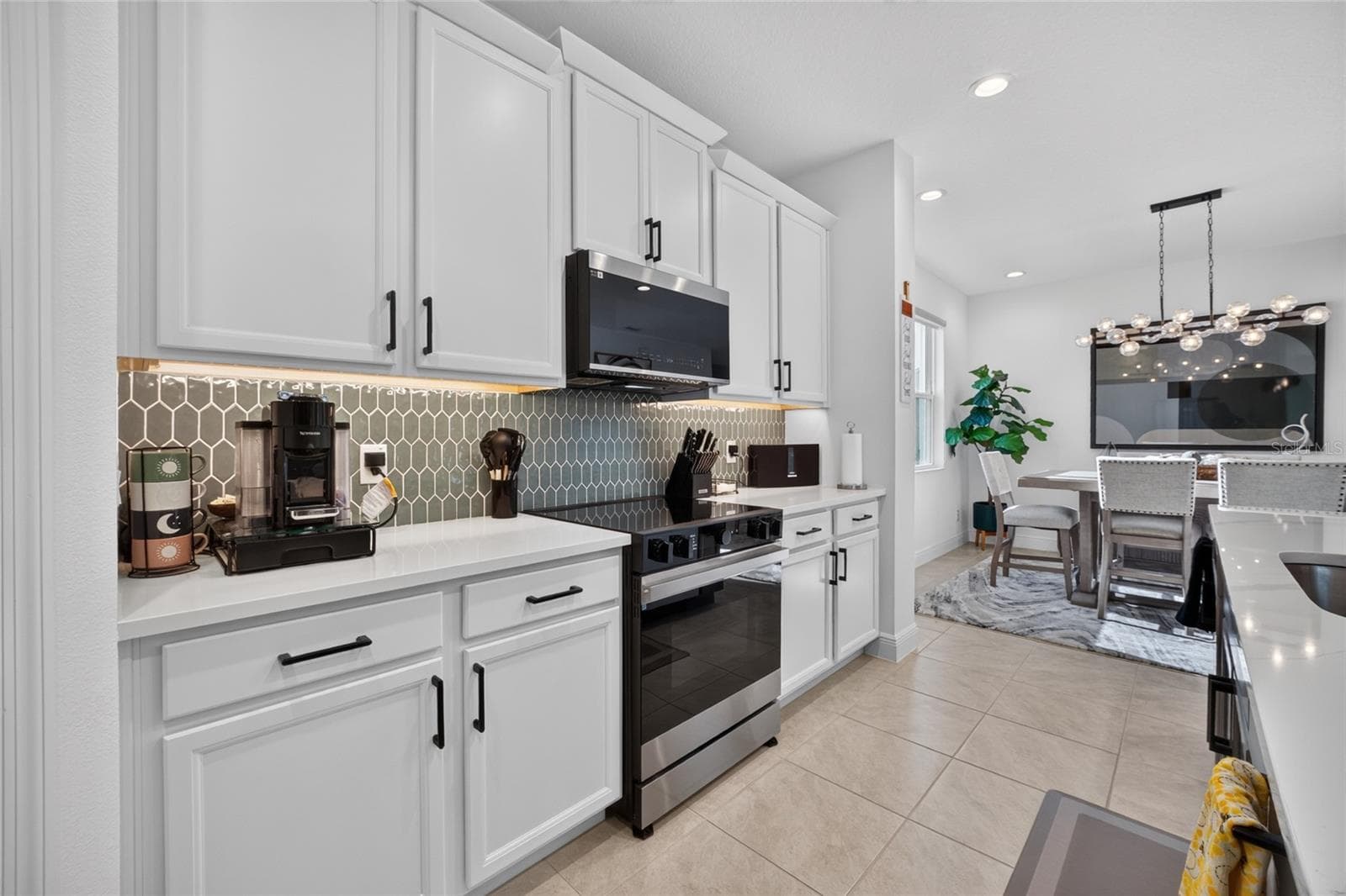Single Family Residence at 7268 ROLLING LEAF RD, GROVELAND, photo 15 of 54
