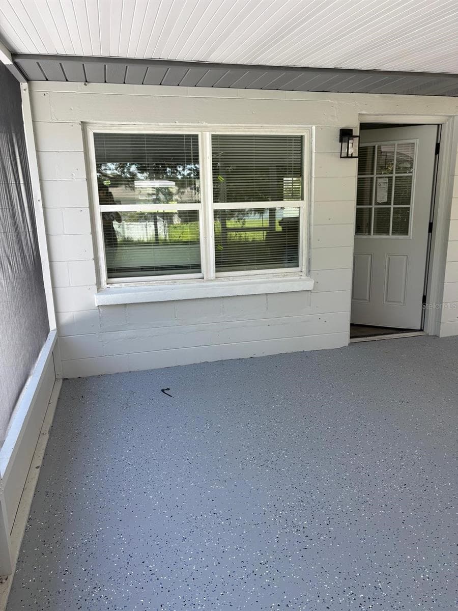 Single Family Residence at LAKE ELBERT ESTATES, WINTER HAVEN, photo 6 of 18
