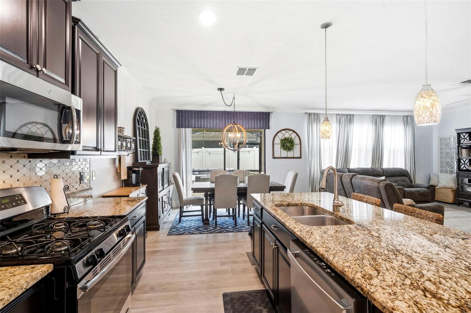 Kitchen - 917 TERRA VISTA ST, BRANDON
