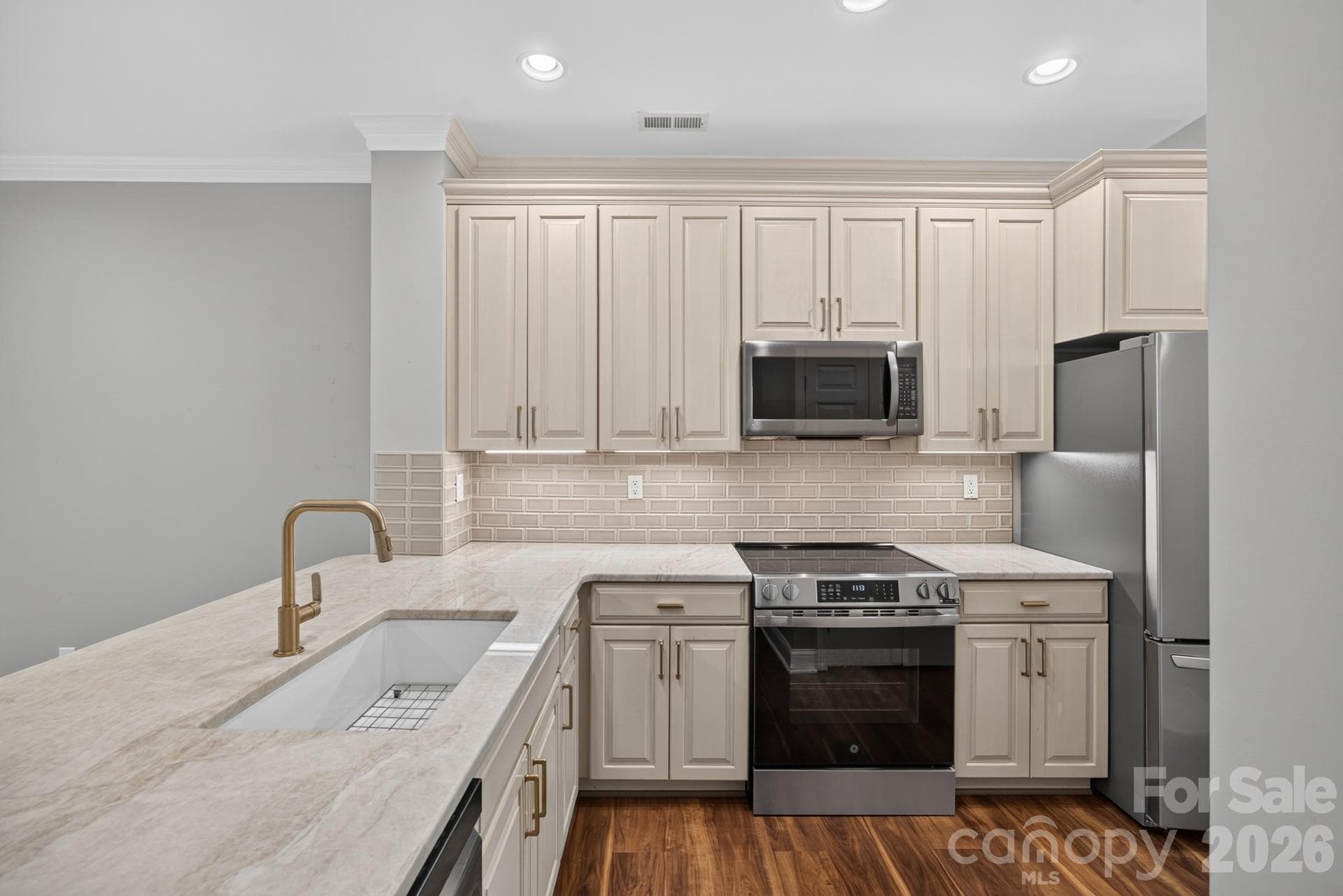 Condominium at 3310 Winged Foot Drive, Salisbury, photo 7 of 35