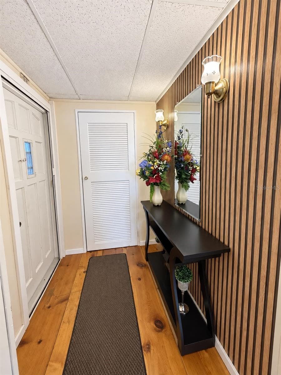 Single Family Residence at 7917 RIDEOUT RD, TAMPA, photo 18 of 22