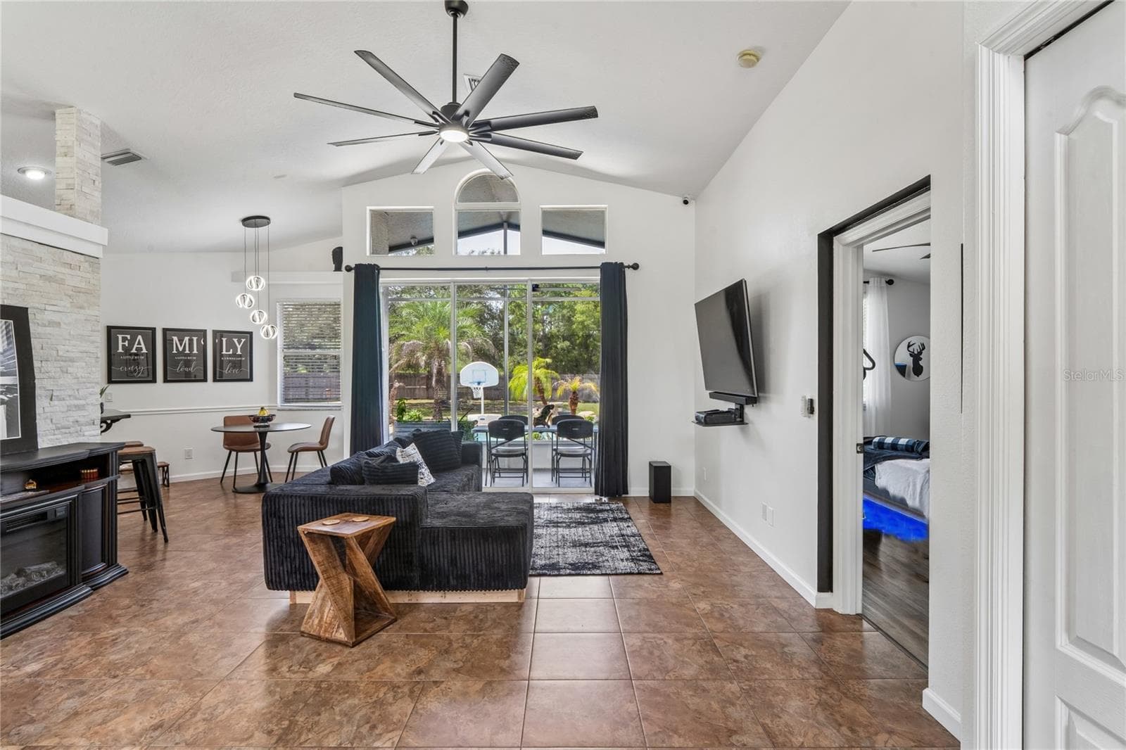 Living Room - 11309 LAPWING RD, WEEKI WACHEE