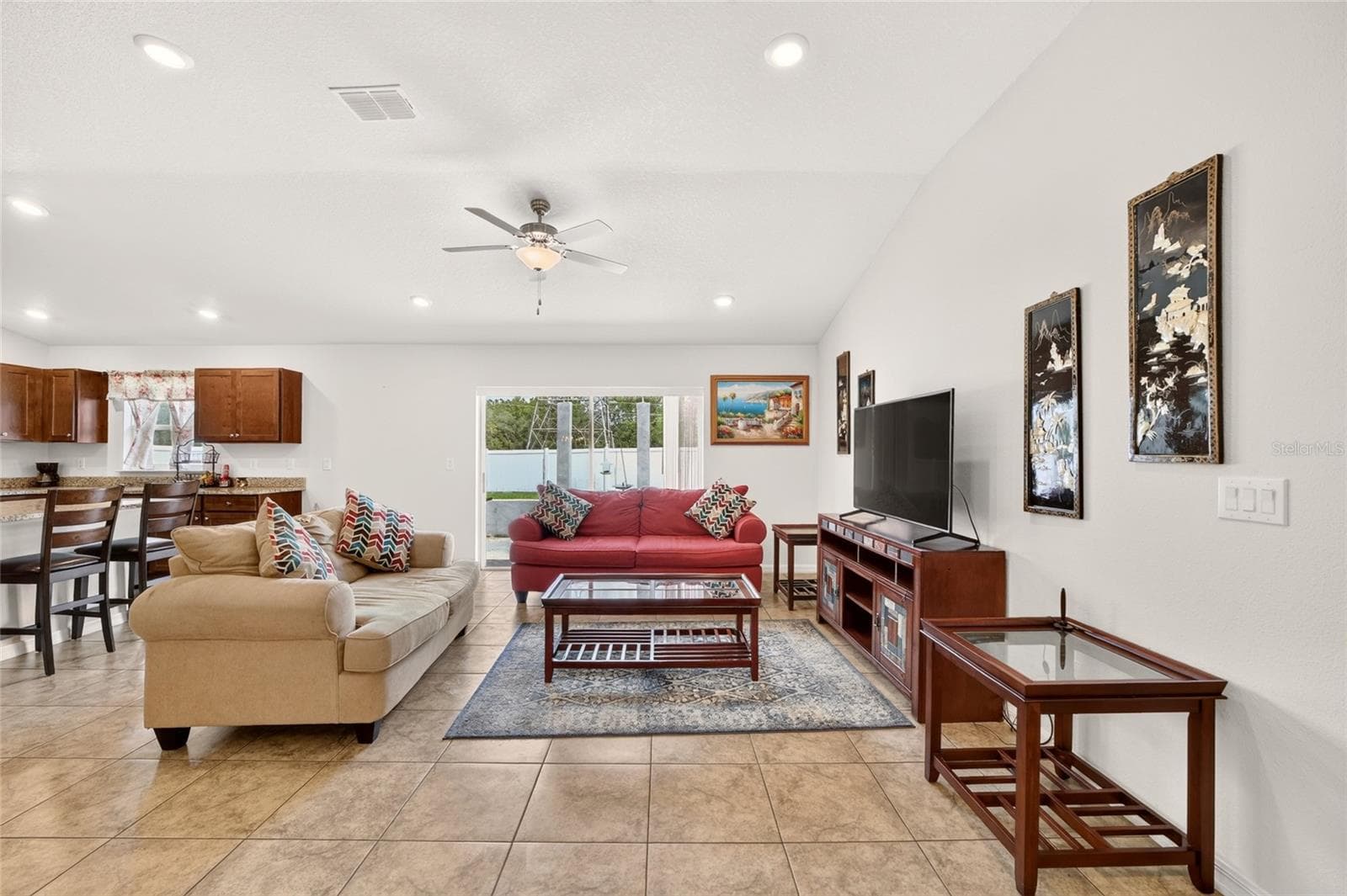Living Area - 15211 SW 65TH TERRACE RD, OCALA