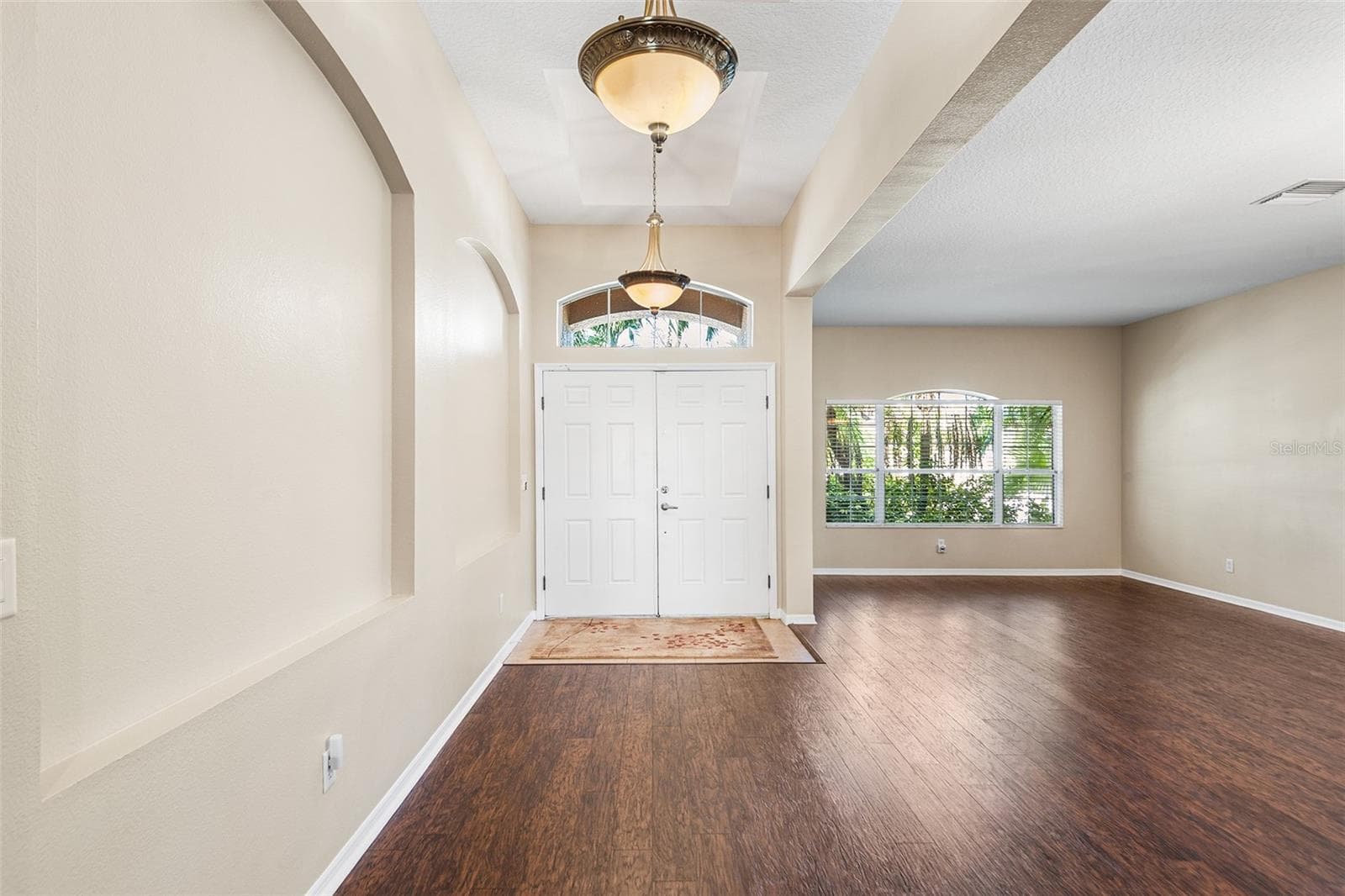 Single Family Residence at 443 YORK DALE DR, RUSKIN, photo 7 of 33
