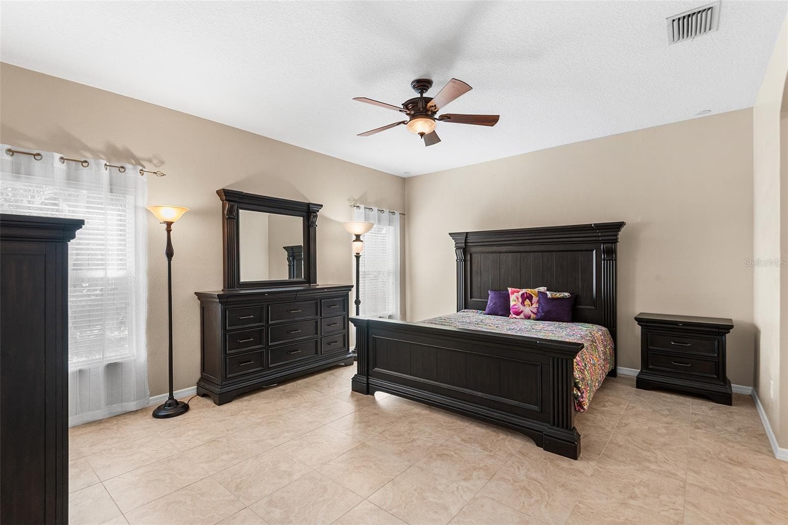 Single Family Residence at 443 YORK DALE DR, RUSKIN, photo 19 of 33