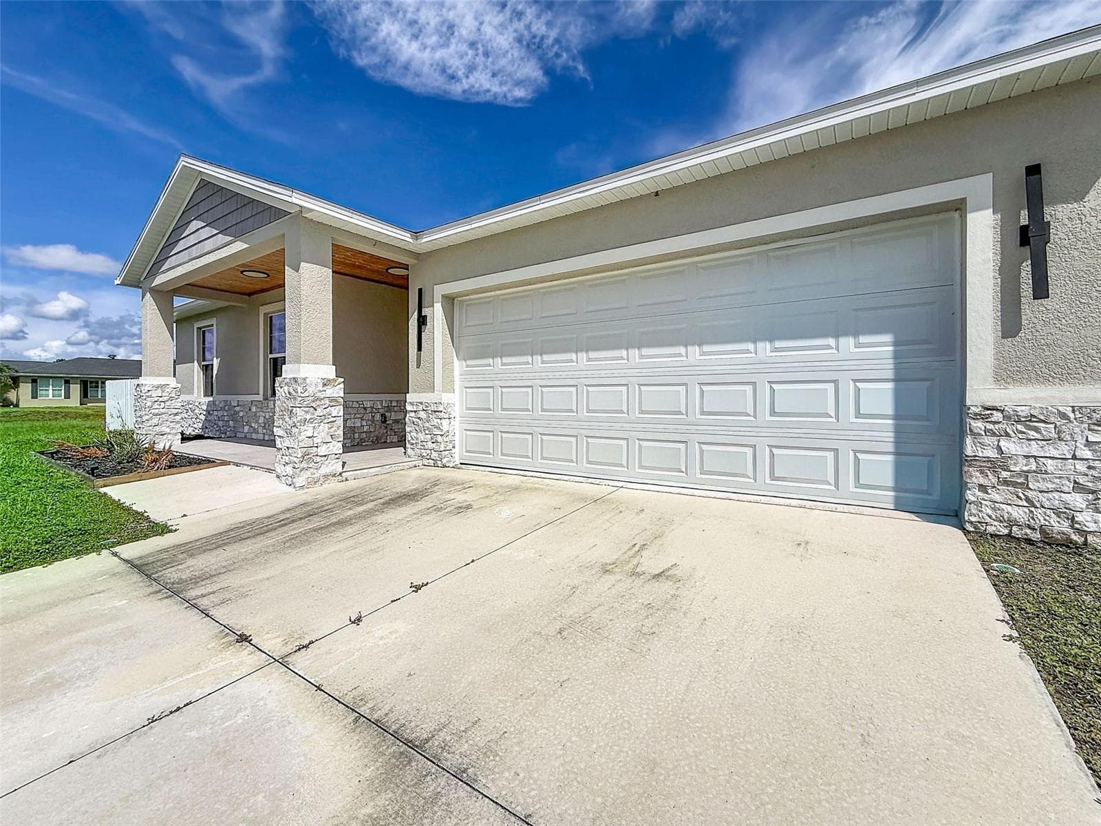 Single Family Residence at 805 WHISPERING PINES RD, CAPE CORAL, photo 5 of 74