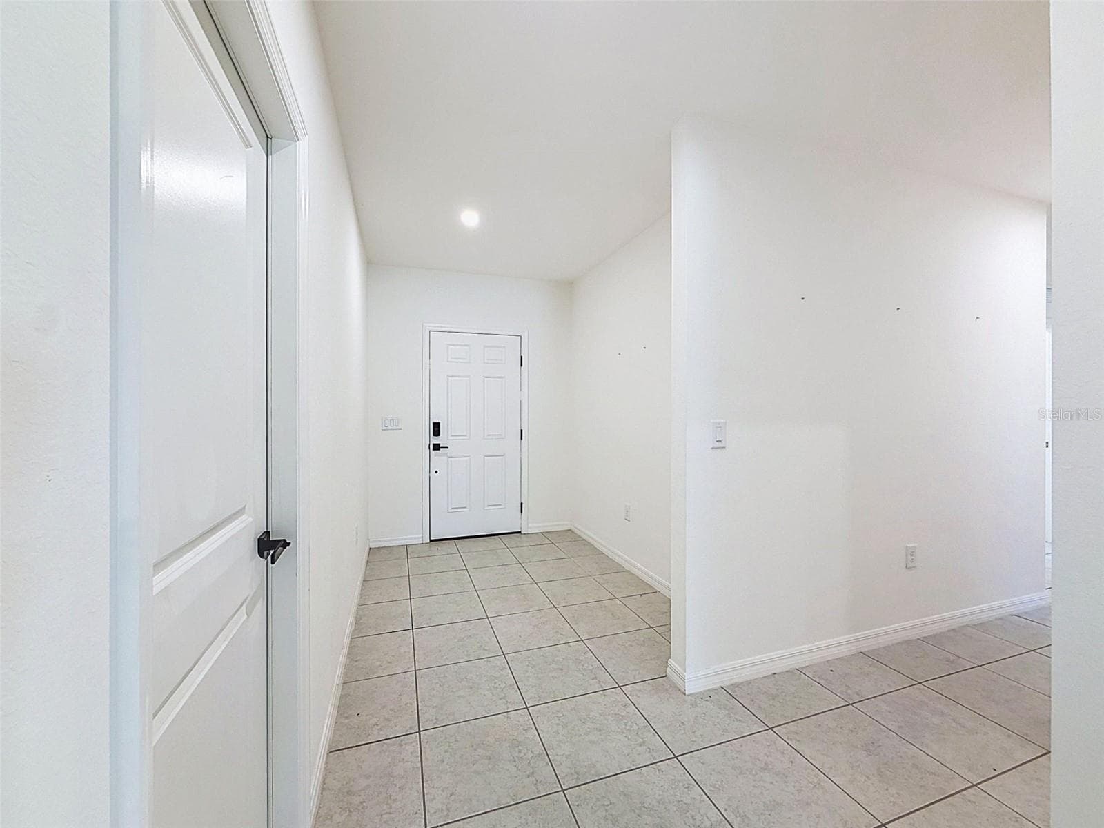 Single Family Residence at 805 WHISPERING PINES RD, CAPE CORAL, photo 11 of 74