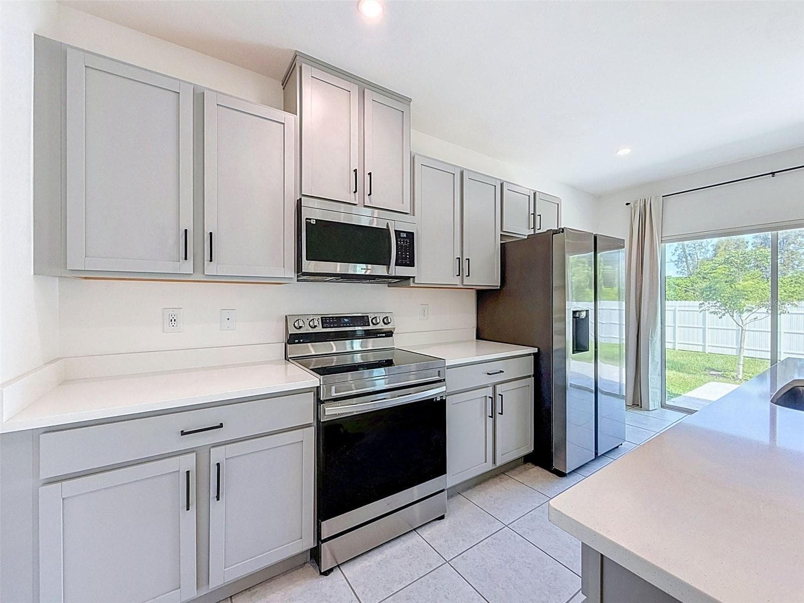 Single Family Residence at 805 WHISPERING PINES RD, CAPE CORAL, photo 17 of 74