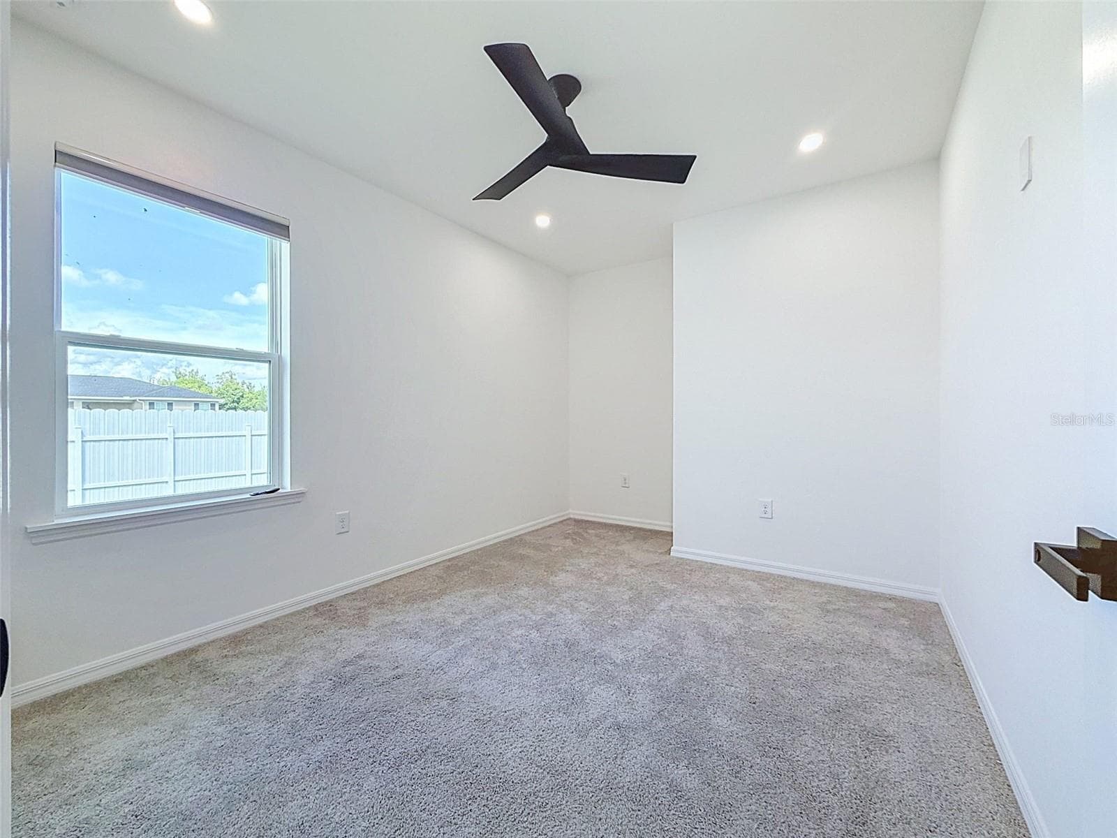 Single Family Residence at 805 WHISPERING PINES RD, CAPE CORAL, photo 34 of 74