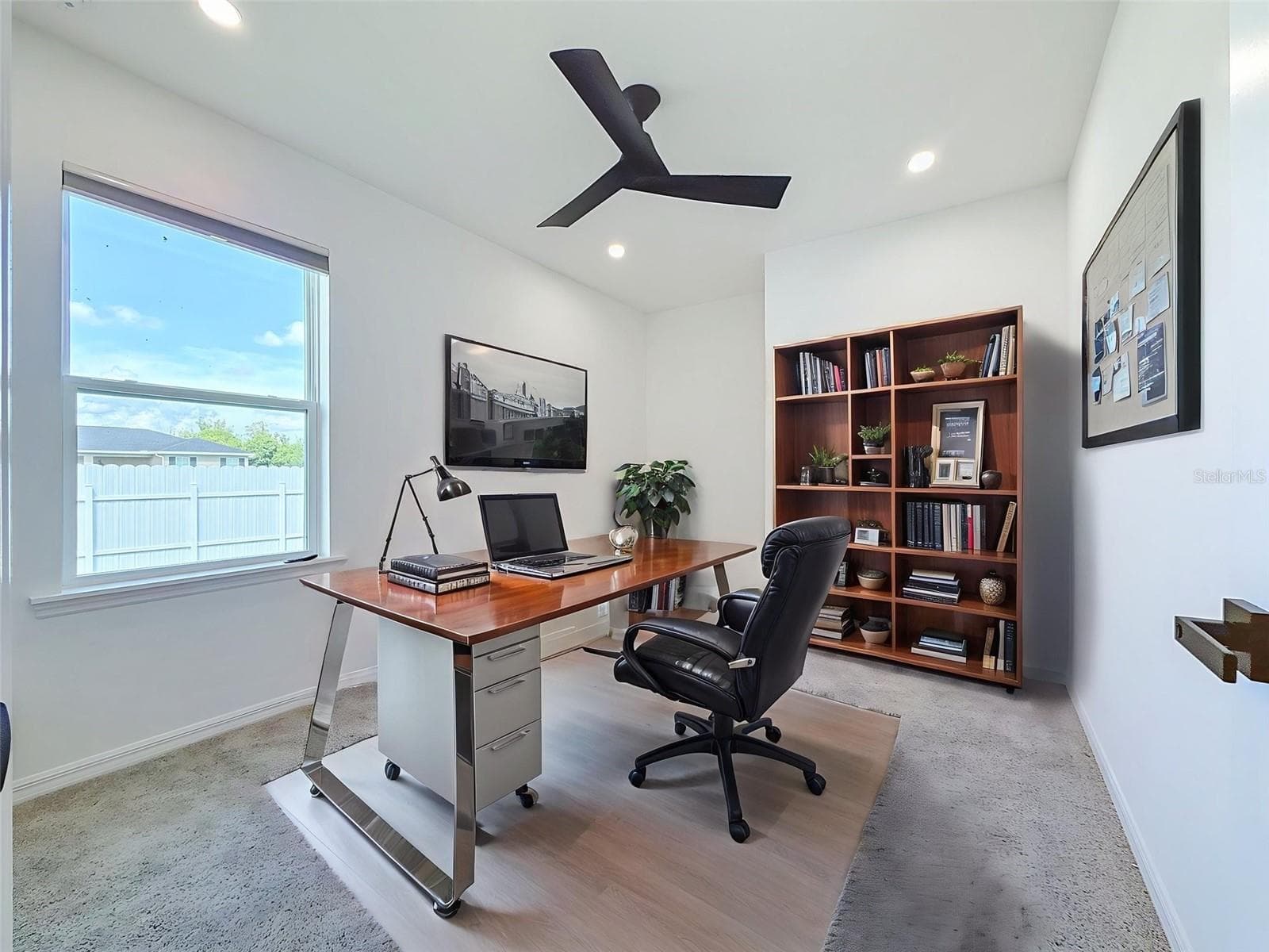 Single Family Residence at 805 WHISPERING PINES RD, CAPE CORAL, photo 36 of 74