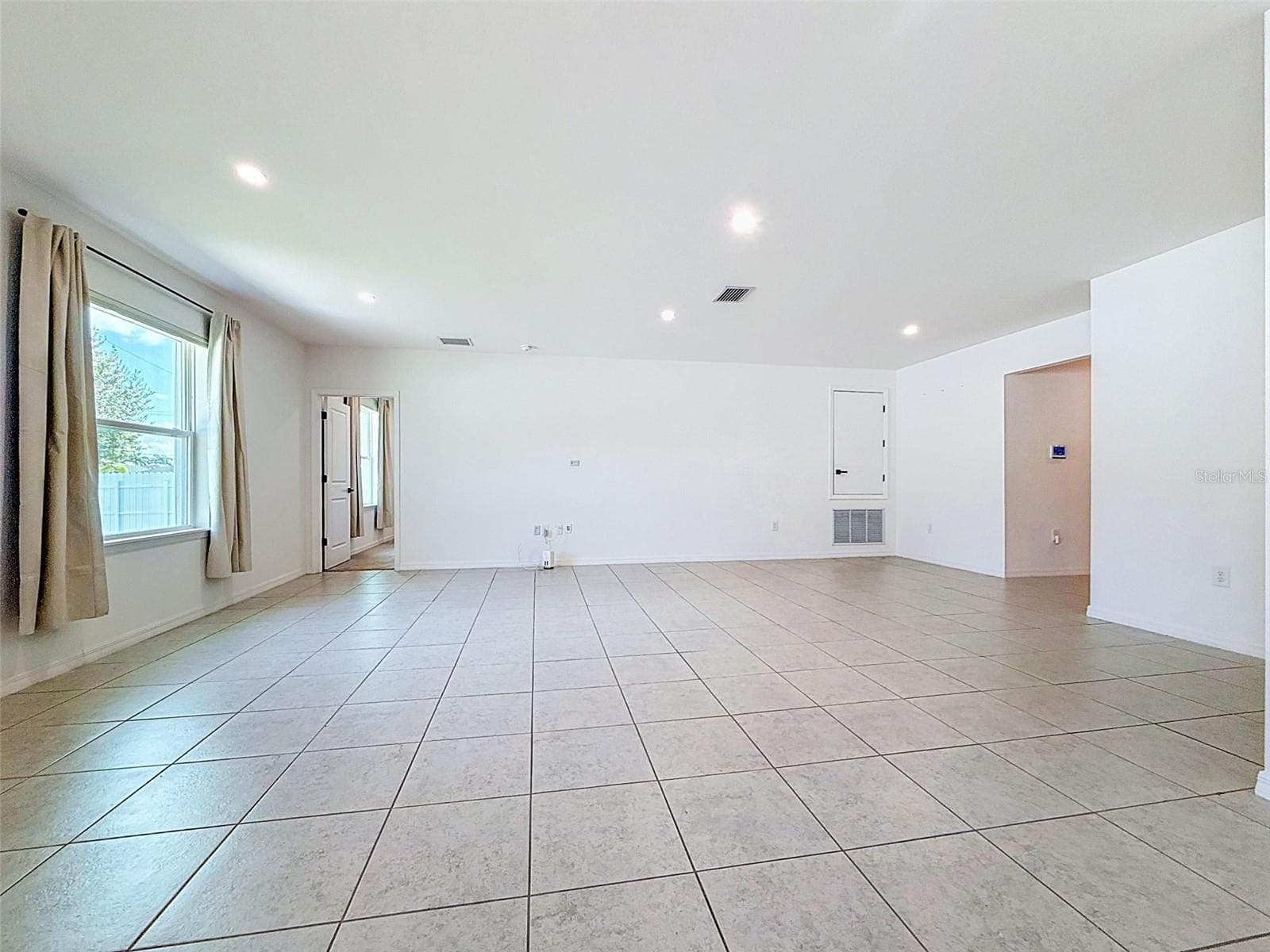 Single Family Residence at 805 WHISPERING PINES RD, CAPE CORAL, photo 39 of 74
