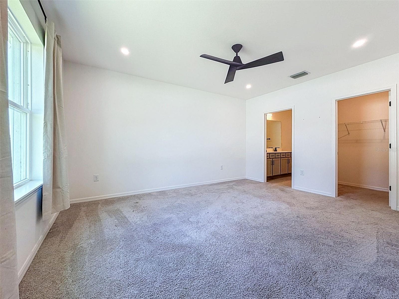 Single Family Residence at 805 WHISPERING PINES RD, CAPE CORAL, photo 42 of 74