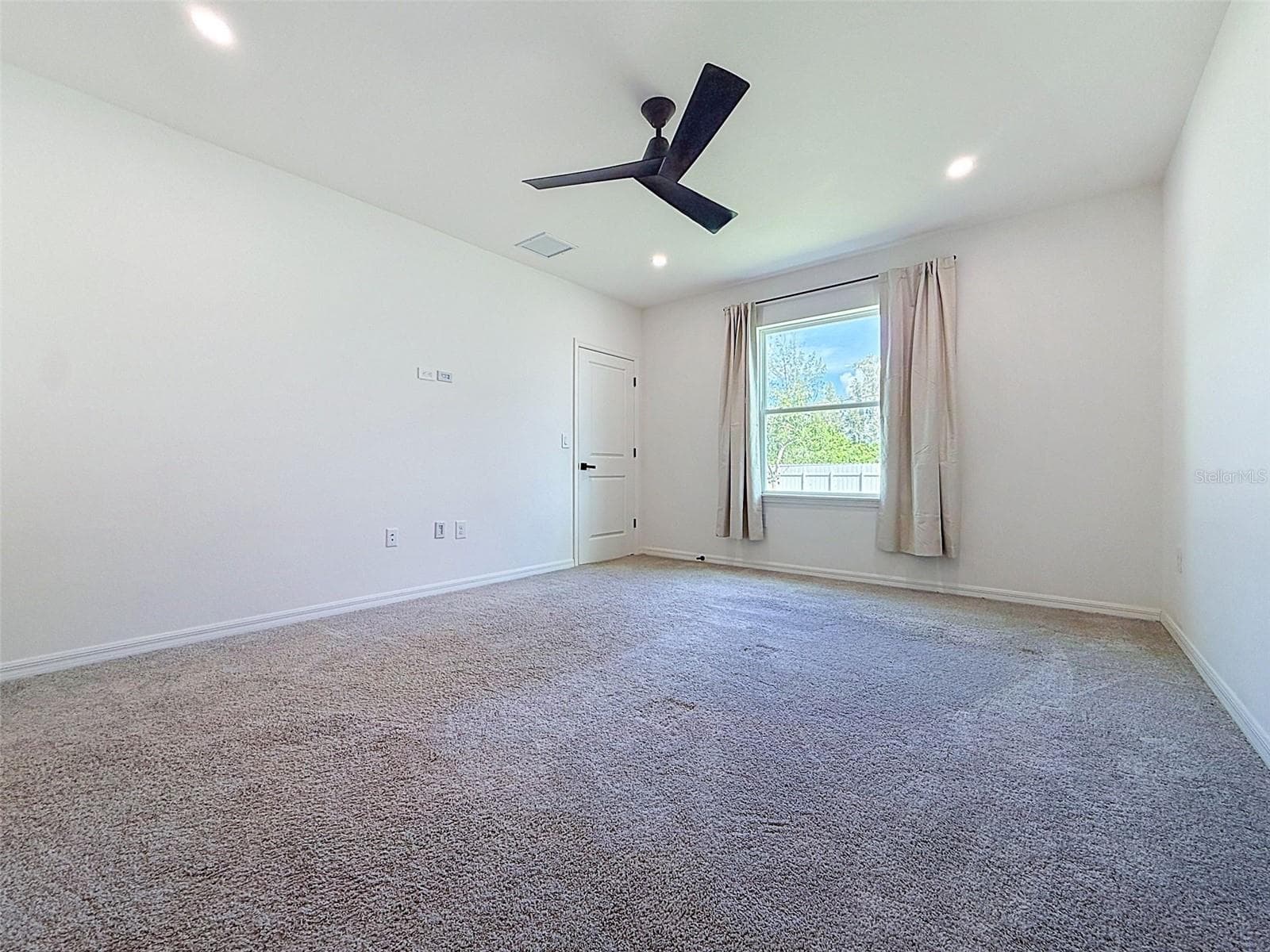 Single Family Residence at 805 WHISPERING PINES RD, CAPE CORAL, photo 45 of 74