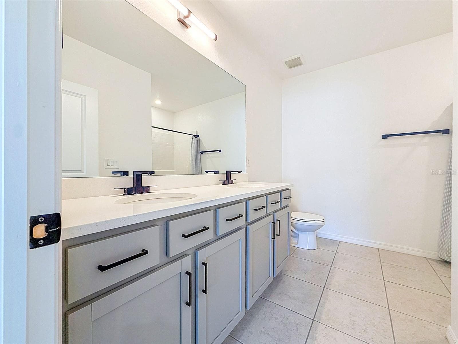 Single Family Residence at 805 WHISPERING PINES RD, CAPE CORAL, photo 48 of 74
