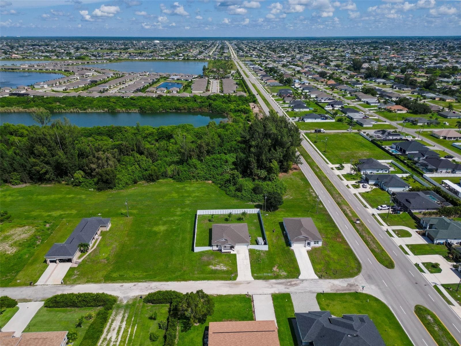 Single Family Residence at 805 WHISPERING PINES RD, CAPE CORAL, photo 53 of 74