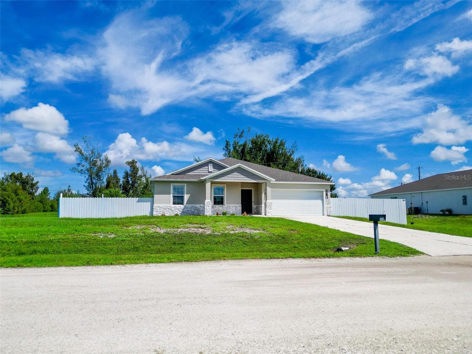 Single Family Residence at 805 WHISPERING PINES RD, CAPE CORAL, photo 62 of 74