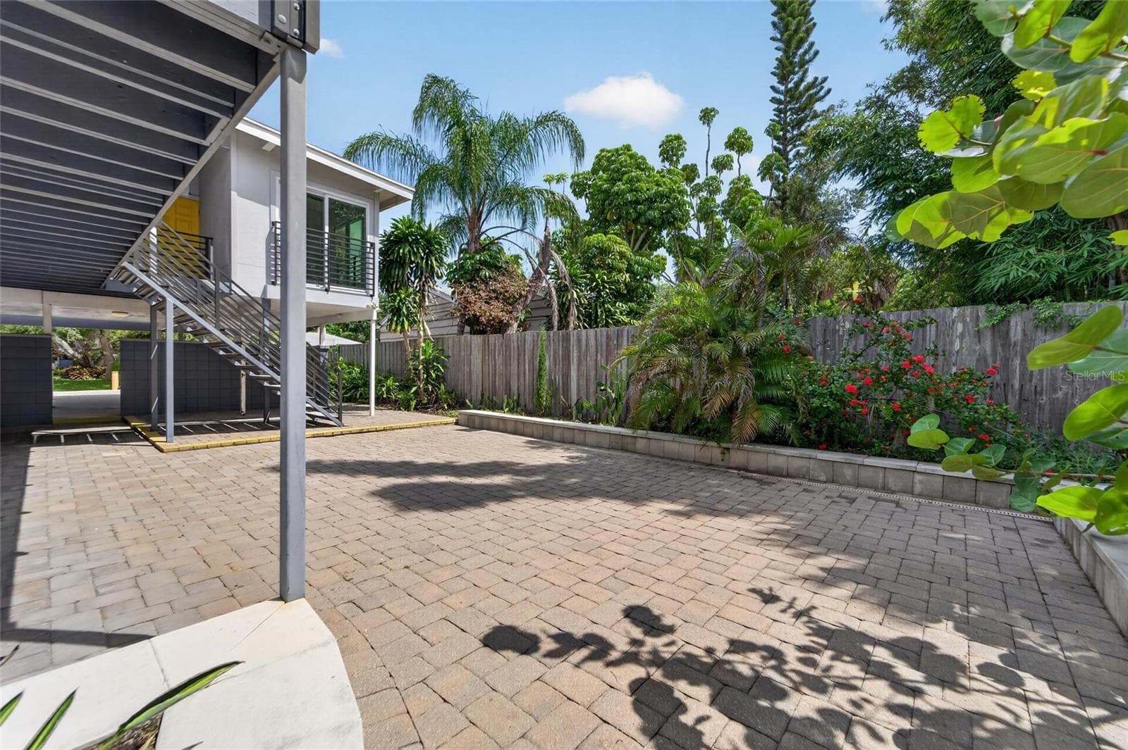 Condo - Hotel at 1236 13TH ST, SARASOTA, photo 5 of 73
