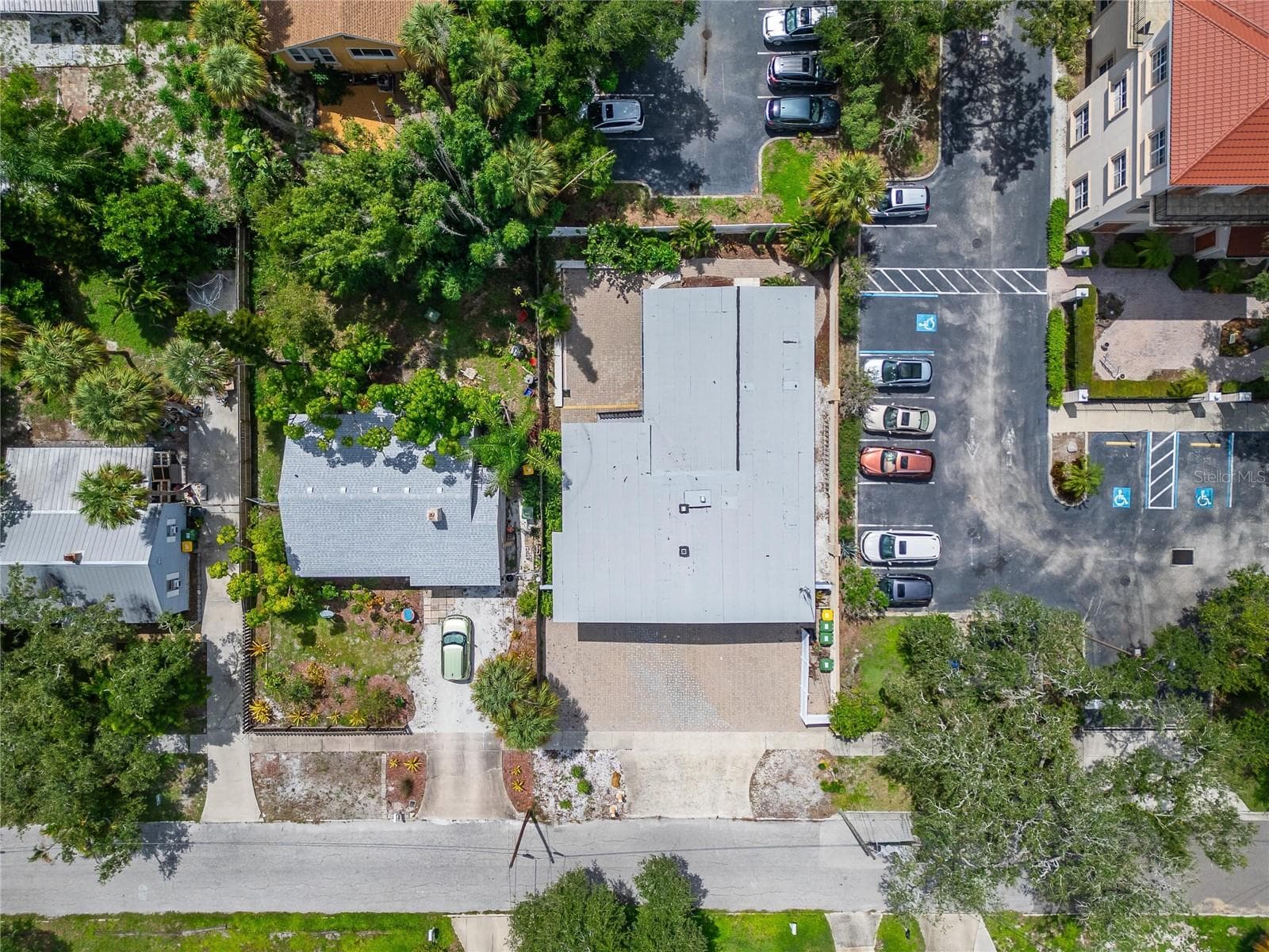 Condo - Hotel at 1236 13TH ST, SARASOTA, photo 18 of 73