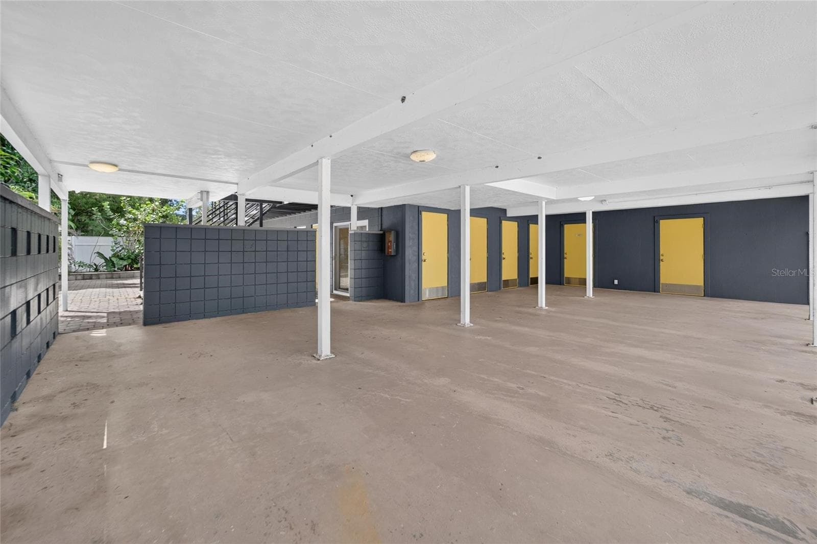 Carports & Storage areas - 1236 13TH ST, SARASOTA