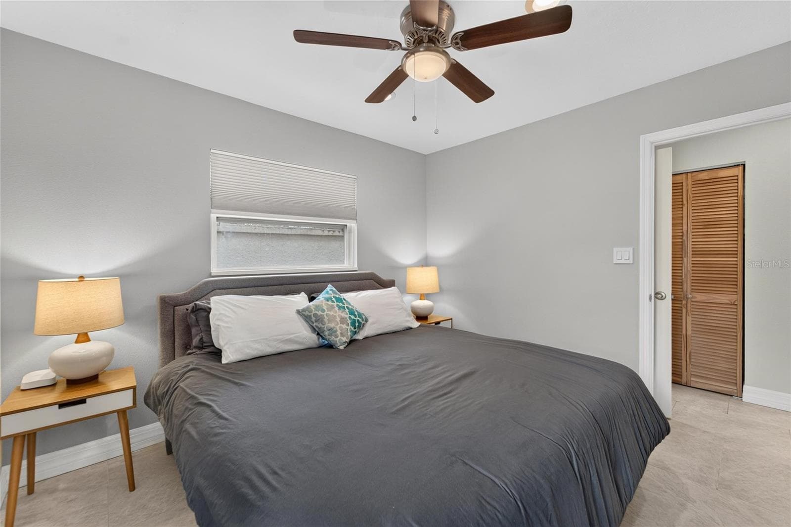 King Bed - 1236 13TH ST, SARASOTA