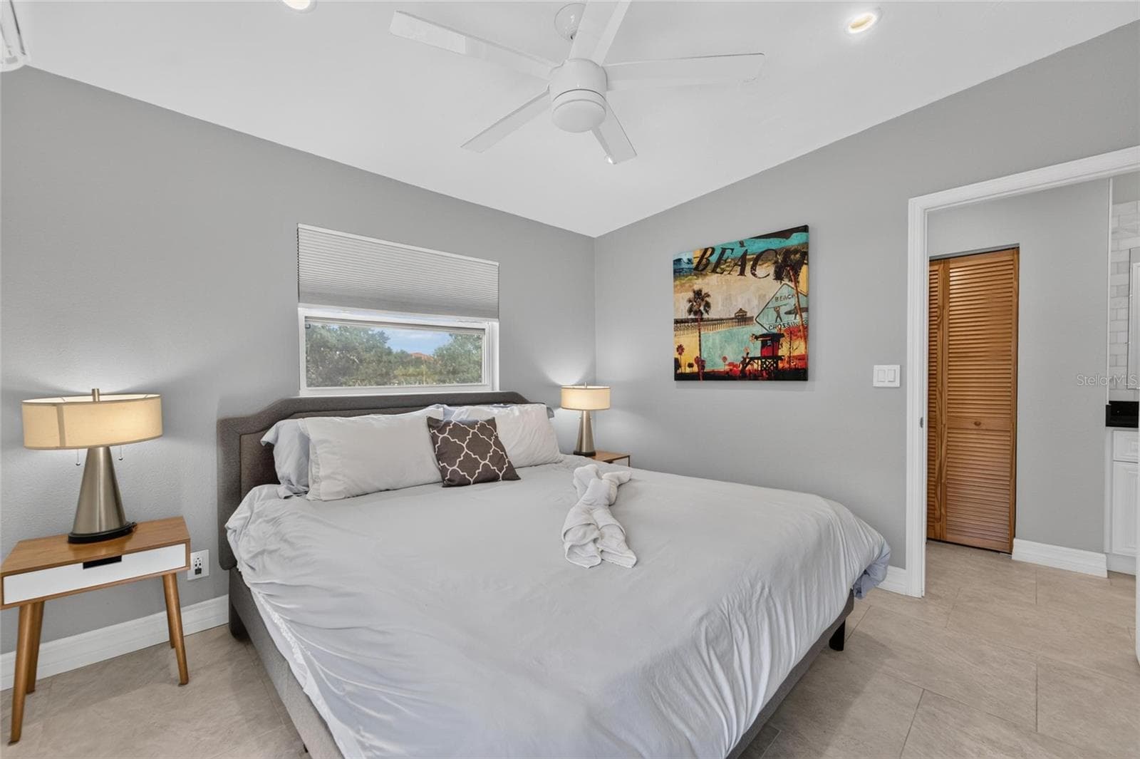 Unit C-King Bed - 1236 13TH ST, SARASOTA