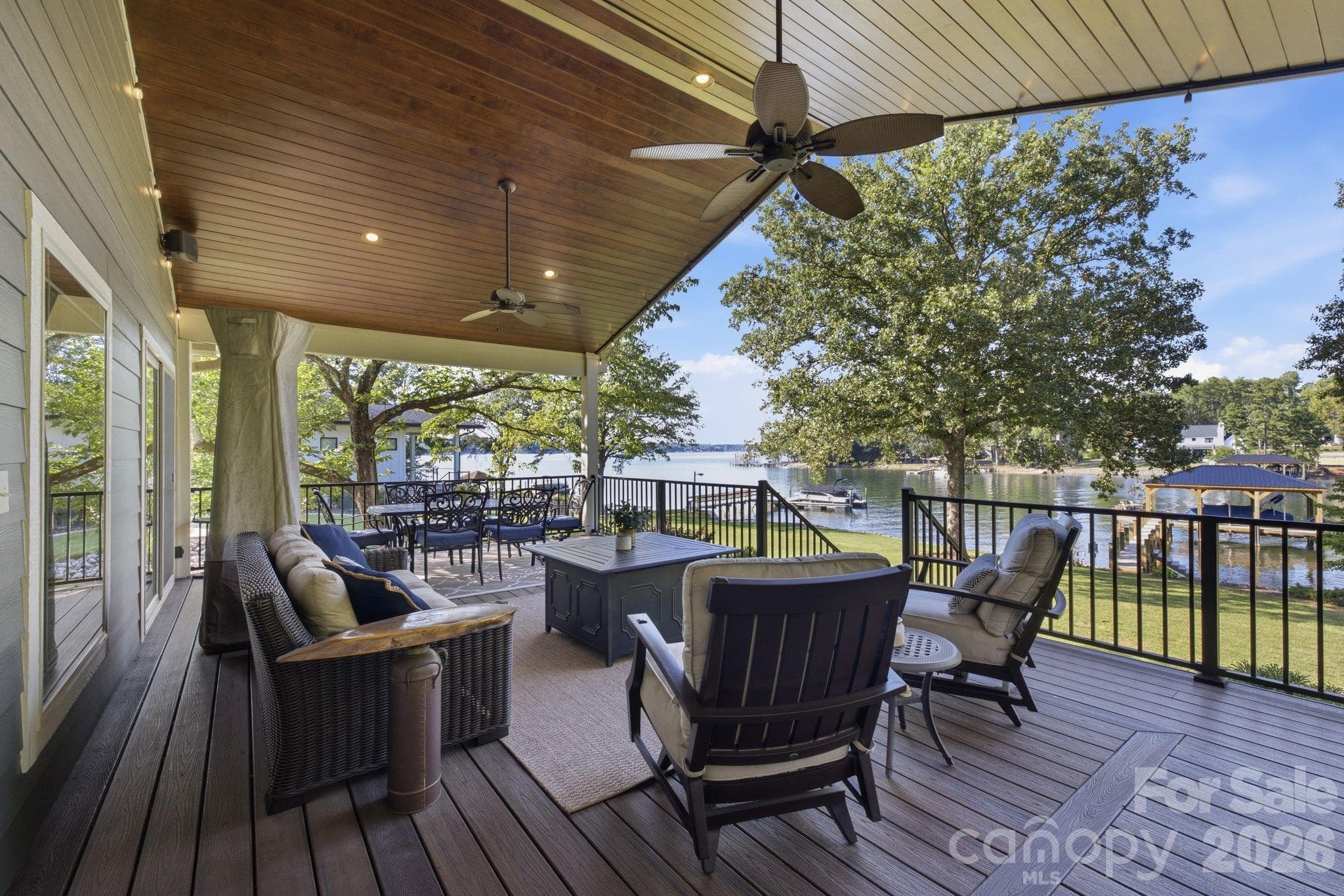 Single Family Residence at 132 Lucent Lane, Mooresville, photo 16 of 22
