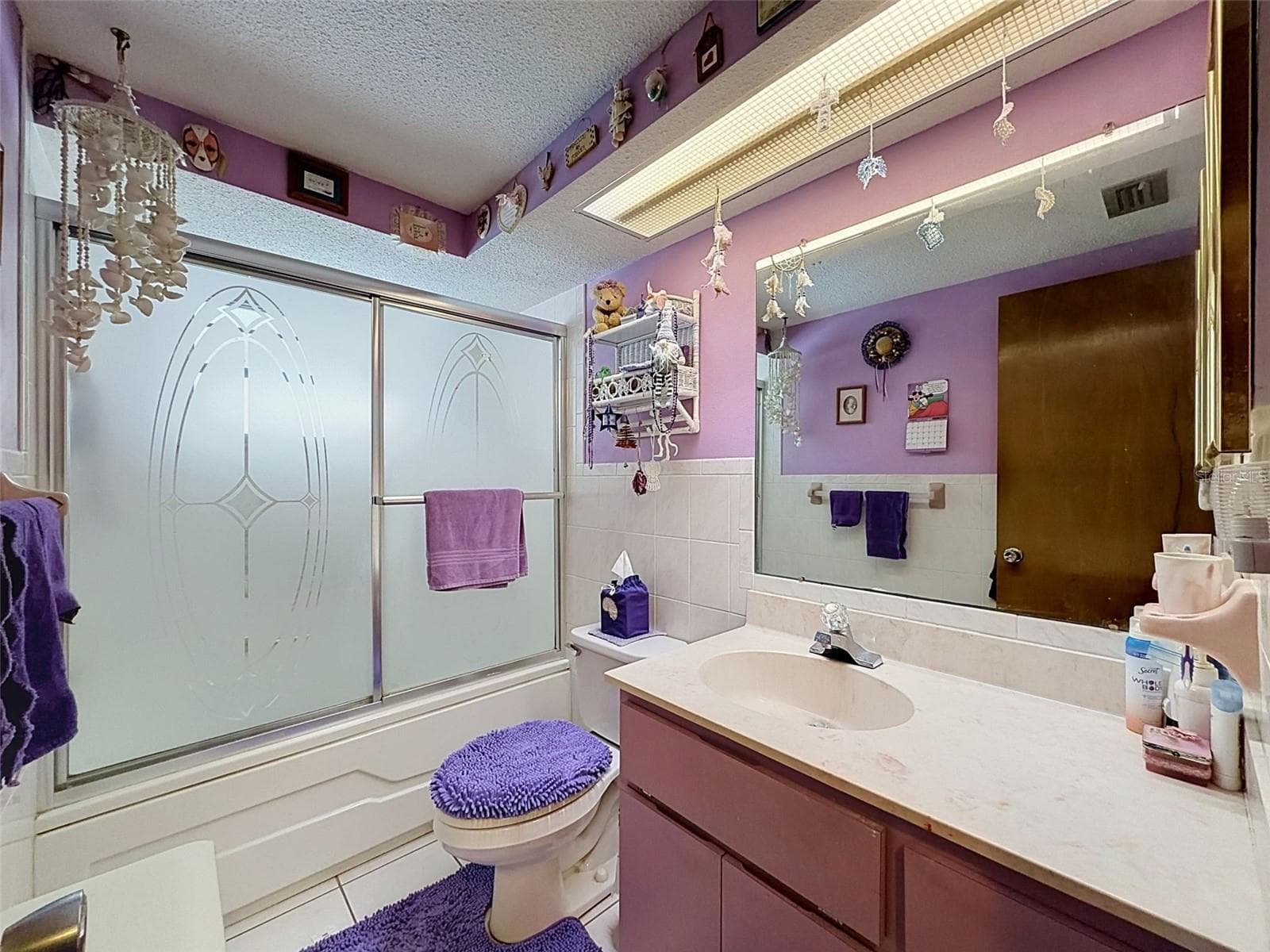 Single Family Residence at 9916 LAKE CHRISE LN, PORT RICHEY, photo 11 of 25