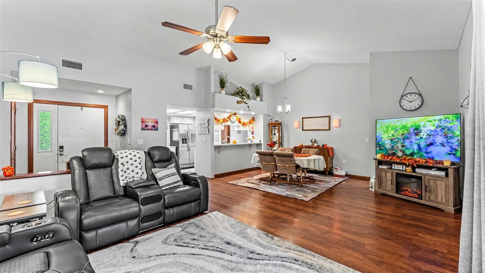 Single Family Residence at 6352 BUTTERNUT DR, LAKELAND, photo 5 of 54