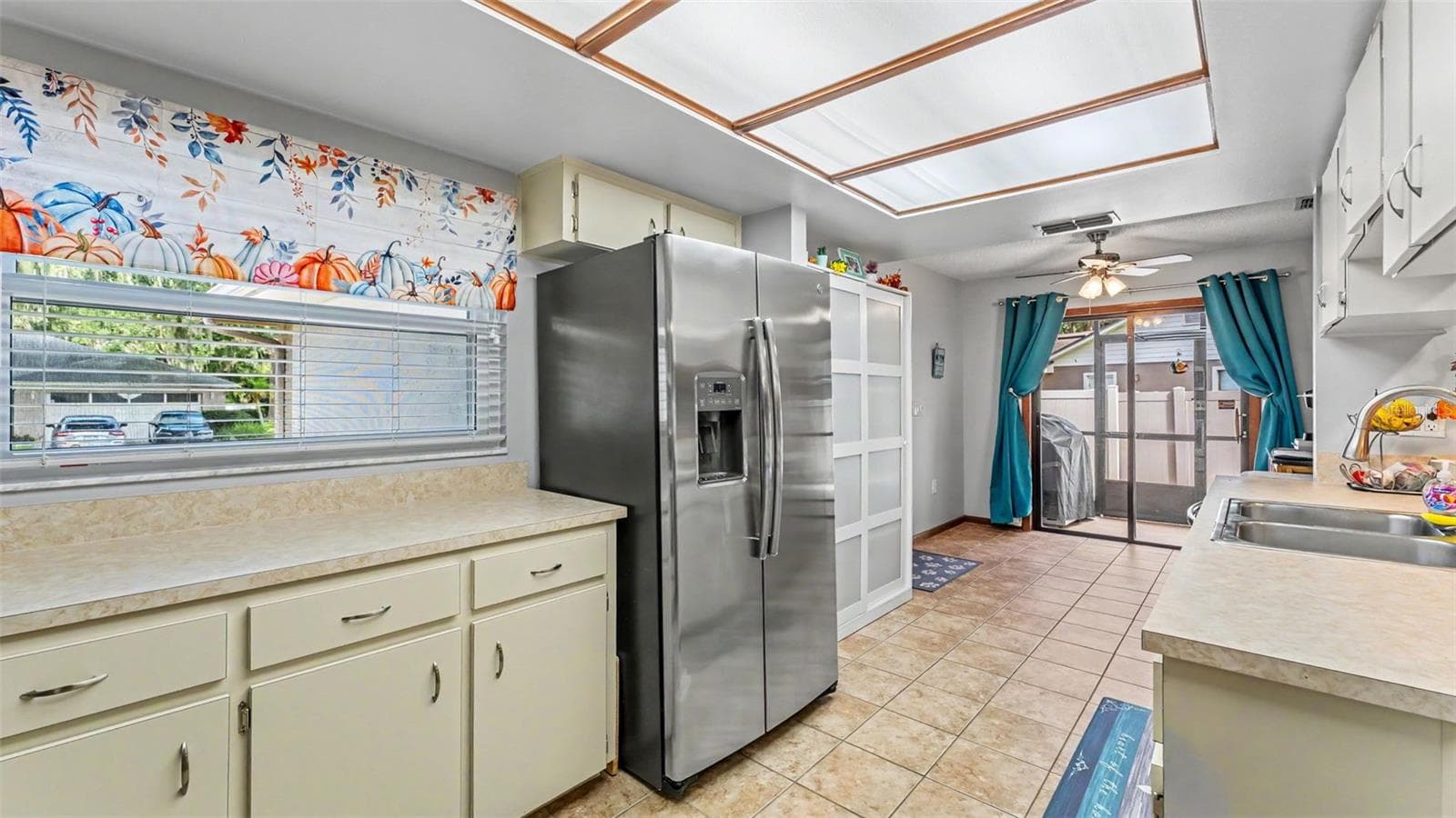 Single Family Residence at 6352 BUTTERNUT DR, LAKELAND, photo 11 of 54